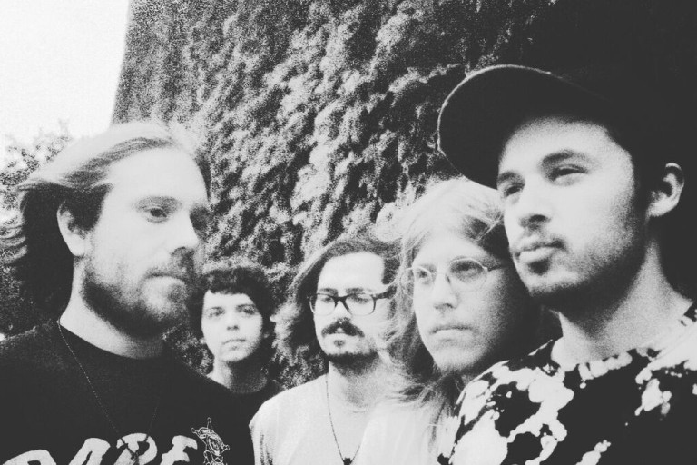 HOLY WAVE UPHOLD AUSTIN’S PSYCH ROCK ROOTS ON ‘FREAKS OF NURTURE’ (ALBUM REVIEW)